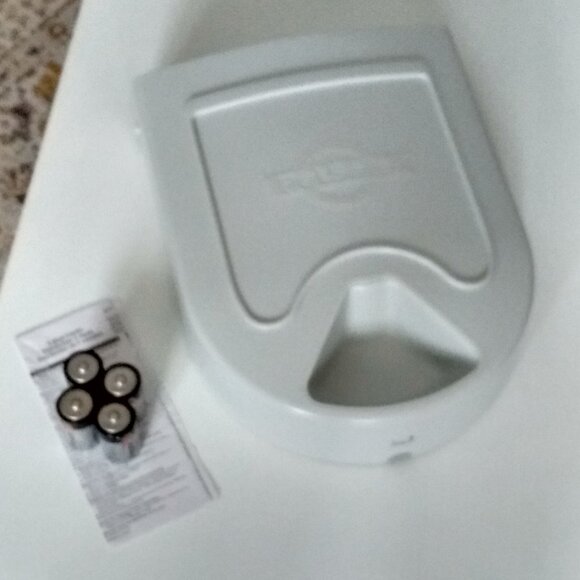 PetSafe 5 Meal Automatic Cat Feeder / Dog Feeder / Pet Feeder - Picture 3 of 10